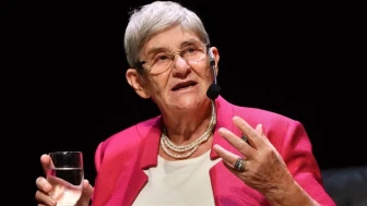 Prof. Dr. Canan Karatay kimdir?