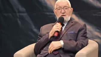 Necmettin Nursaçan'ın yeni bir evlilik yaşayıp yaşamadığı ve eşinin kim olduğu merak konusu oldu