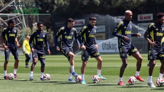 Fenerbahçe, Konya'ya üç eksikle gitti: Kamp kadrosu açıklandı