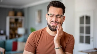 Diş ağrısına evde ne iyi gelir? Diş ağrısı için doğal yöntemler neler?