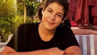 Ferah Zeydan: Ünlü Şarkıcının Dikkat Çeken Dönüşümü ve Hayat Hikayesi