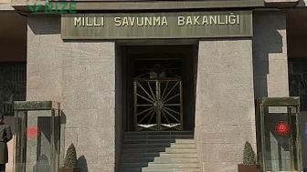 Somali Deniz Görev Grubu Gemileri, Cibuti’ye Stratejik Liman Ziyareti Gerçekleştirdi