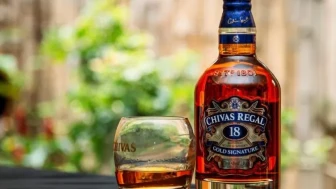 Güncel Viski Fiyatları 2026, Chivas Regal, Jack Daniel’s ve Johnnie Walker Fiyat Listesi! 35’lik, 50’lik, 70’lik ve 100’lük Viski Zamlı Fiyat Tablosu