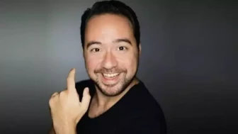 Kaan Sekban: Sosyal Medya Fenomeninden Sahne Yıldızına Uzanan Başarı Hikayesi!