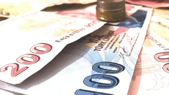 Emeklilere Sevindirici Haber: Geriye Dönük İadeler İçin Fırsat Yolda!