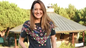 Gupse Özay, Uzun Süredir Koruduğu Saç Stilini Neden Değiştirdi? Şok İmaj Yenilemesi İle Dikkat Çekiyor!