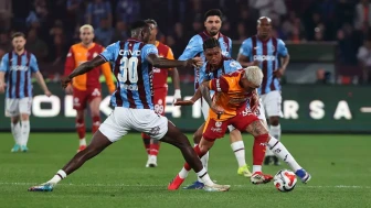 Trabzonspor-Galatasaray Mücadelesinde Gözler Gergin Anlara Şahitlik Etti!