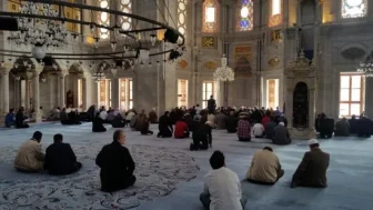 2026 Konya Bayram Namazı Saat Kaçta? İlçe İlçe Kurban Bayramı Namaz Saatleri Açıklandı