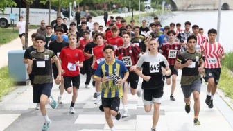 Küçükçekmece’de 19 Mayıs Gençlik Koşusu Heyecanla Gerçekleşti!