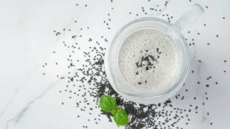 Gece Uyku Süresince Hücresel Yenilenmeye Destek: Kefir ve Chia'nın Sağlığa Faydaları!