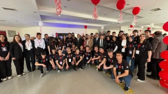 Erzurum Lisesi'nde Bilim ve Teknoloji Angaharı: Geleceğin Yıldızları Yetişiyor!