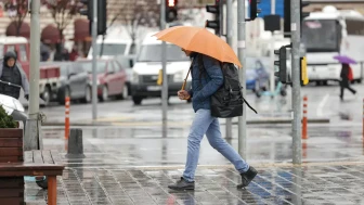 Hafta Sonu Hava Tahminleri: İstanbul, Ankara ve İzmir'e Sağanak Yağış Uyarısı!