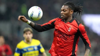 Galatasaray ile Fenerbahçe arasındaki Rafael Leao rekabeti: Sunulan yıllık maaş miktarı belli oldu!