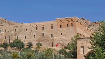 Deyrulzafaran Manastırı nerede? Deyrulzafaran Manastırı nasıl gidilir, güzel mi?