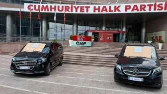 CHP'deki 'Haram Araç' Tartışması, Milletvekillerini Kızdırdı ve Hİzmet Gruplarını Kapatttı
