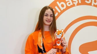 Eczacıbaşı Dynavit, Aleksandra Uzelac ile anlaştığını duyurdu!