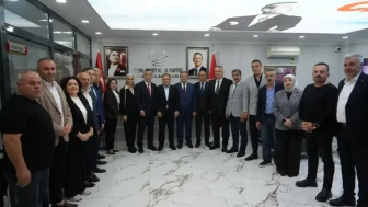 İYİ Parti’den CHP Trabzon İl Başkanlığına bayramlaşma ziyareti