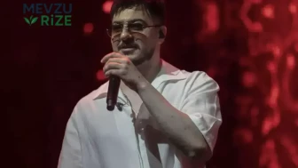 Semicenk, Kıbrıs'ta 2 Bin Hayranıyla Duygusal Bir Konser Verdi!