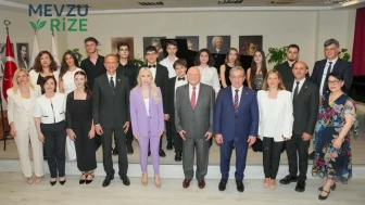 Steınway & Sons Piyanosu DEÜ Devlet Konservatuarı’nda