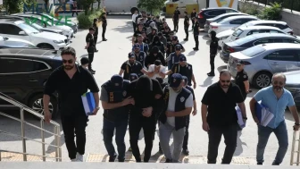 2,3 Milyarlık Suç Şebekesine Baskın: 14 Şüpheli Adalet Önüne Çıkarıldı