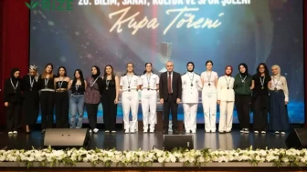 20. Bilim, Sanat, Kültür ve Spor Şöleni Kupa Töreni Gerçekleştirildi.