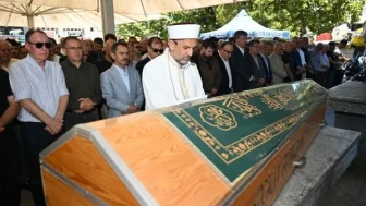 Vali Aktaş, İş İnsanı Hayrettin Ulusoy'un Cenaze Törenine Katıldı