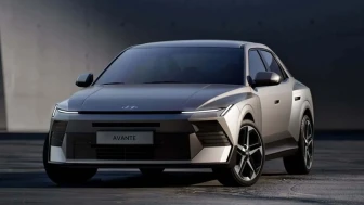 Yeni Hyundai Elantra Tanıtıldı: Radikal Değişim Başladı