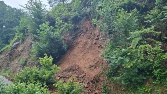 Güneysu Belediyesi'nden altyapı ve ulaşımda büyük iyileştirmeler devam ediyor