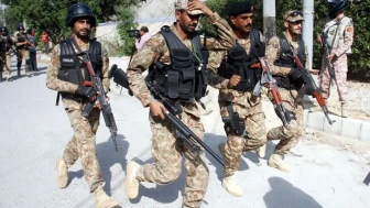 Pakistan, Afganistan Sınırında Art Arda Saldırılar Gerçekleştirdiğini Açıkladı