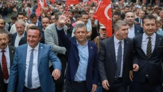 CHP'de 264 eski milletvekili istifa etti
