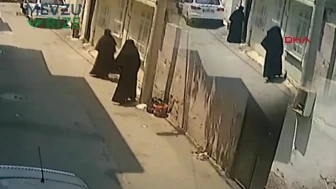 Çarşaf Giyerek Emniyet Açıklarını Değerlendiren Hırsızlar, Evden Para ve Altın Alevlendirdi!