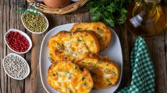 Gözleri Şımartan Lezzet: Kahvaltınıza Renk Katacak Yumurtalı Ekmek Tarifi!