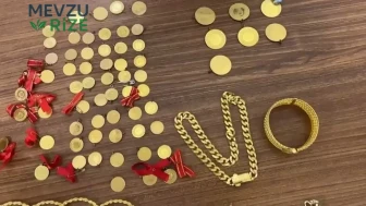 Adıyaman'da Altın Dolusu Çanta Bulundu, Sahibini Bekliyor: 6,5 Milyon Lira Değerindeki Hazinenin İçine Eldivenle Sakladılar!