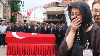 Gözyaşları sel oldu: Şehit uzman çavuş Mehmet Demirbaş son yolculuğuna uğurlandı