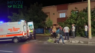 Otomobilin Lastiği Patladı, Kontrolden Çıkarak Bahçeye Daldı!