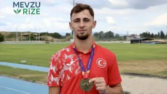 Milli atlet Yunus Emre Civelek tarihe geçti