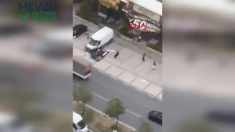 İstanbul'da Şiddetli Fırtına, Yayaların Üzerine Tabela Düşürdü!