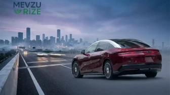BYD’den makam arabalarını kıskandıracak sedan: Tek şarjda 1.008 kilometre giden dev model yollarda görüntülendi