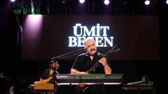 Didim Yaz Konserleri'nde Ümit Besen Rüzgarı Esti!