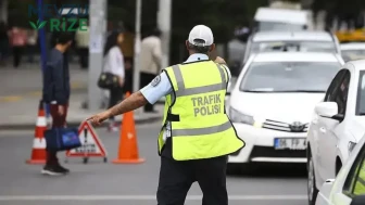 Trafikte Riskli Sollama Yapan Sürücüye Rekor Üstü Ceza!