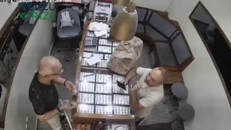Manisa’da Sinema Filmlerini Aratmayan Bir Soygun: 2,5 Milyon TL’lik Altınla Kaçan Hırsız Tarlada Ele Geçirildi