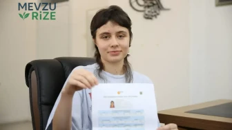 Açık Lise Öğrencisi YKS'de 500 Puanla Zirveye Yerleşti! Başarısını İnternet Üzerinden Öğrendi