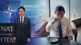 Japonya Savunma Bakanı İstanbul'da balık ekmek keyfi yaptı! NATO Zirvesi sonrası sosyal medyanın gözdesi oldu