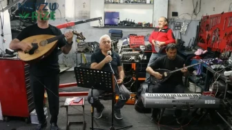 Kütahya'da Motor Ustaları Sahne Aldı: 'Grup Sanayi' Rüzgarı Esti!