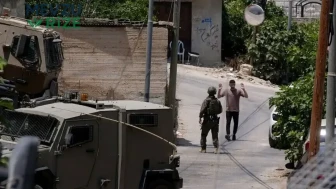 İsrail Askerleri Batı Şeria'da 22 Filistinliyi Yakaladı