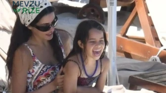 Hande Erçel'in Bodrum'daki Tatilinde Büyüleyici Anlar! Gözler Onun Üzerinde!