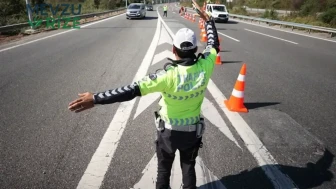 İstanbul'da 15 Temmuz'da Hangi Güzergahtar Kapalı Olacak? Güncel Yol Durumu Bilgileri!