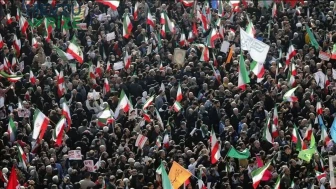 İran'da Ocak'taki protestolara ilişkin davada iki kişi idam cezasına çarptırıldı!