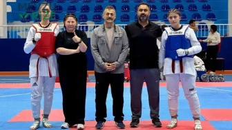 Kayseri'de 15 Temmuz Taekwondo Turnuvası Gerçekleşti: 300 Sporcu Kıyasıya Yarıştı!