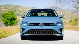 Volkswagen, 2026 satış gelirleri tahminini düşürme nedenlerini açıkladı: Pazar koşulları ve rekabet baskıları etkili oldu.